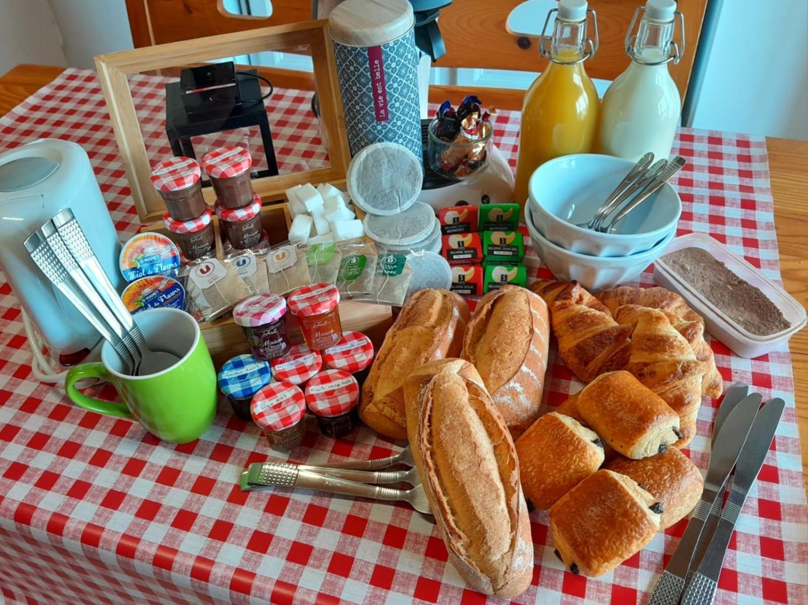 Le Relais De Poste Hotel Orbigny Bagian luar foto